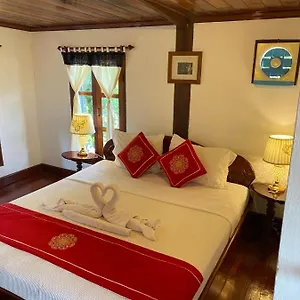 Hotel Ouis Namkhan Riverside